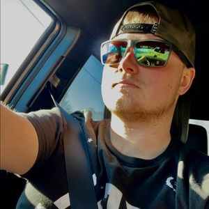 Meet your Posher, Phillip